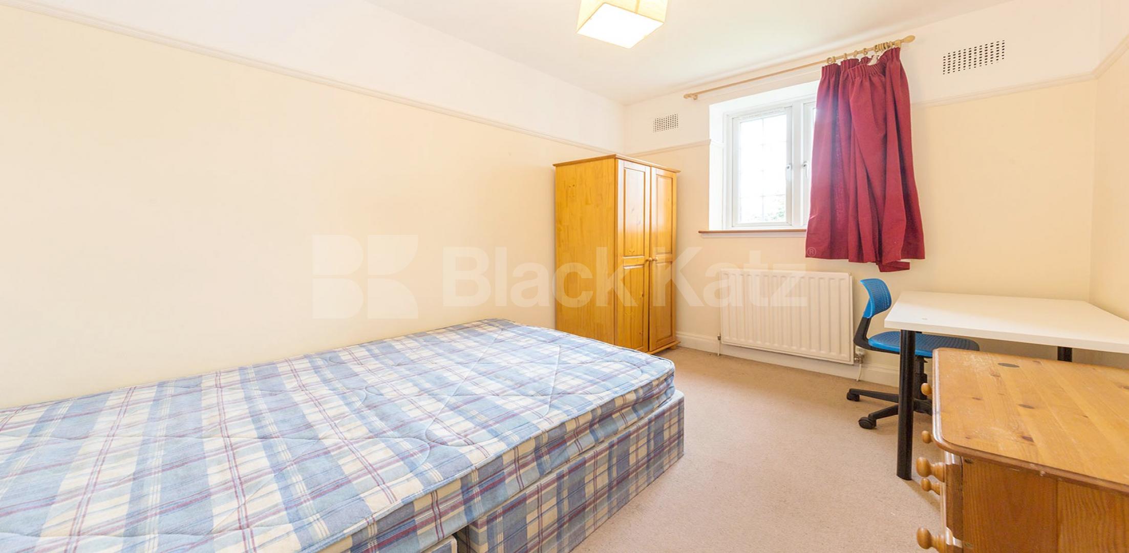 			NEW INSTRUCTION, 3 Bedroom, 1 bath, 1 reception Flat			 Tudor Way, Acton Town